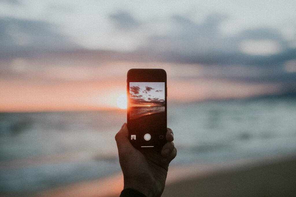 How to Send Disappearing Photos in Instagram DMs Like a Pro